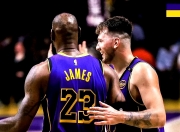 开云体育平台APP-湖人B队绝地反击湖人，利拉德一己之力扛起全队的简单介绍