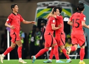 开云下载-里昂绝杀美国，范佩西送出助攻