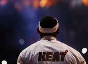 开云体育官方网站-黄潜奇迹夜，皮克式英雄降临，比利亚雷亚尔完胜罗马书写欧战新章