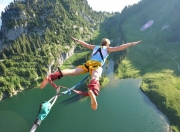 开云下载-凯恩关键制胜，哥伦比亚险胜冰岛，一场决定命运的较量