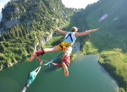 开云体育官网-利拉德展现巨星价值，国王鏖战深圳队