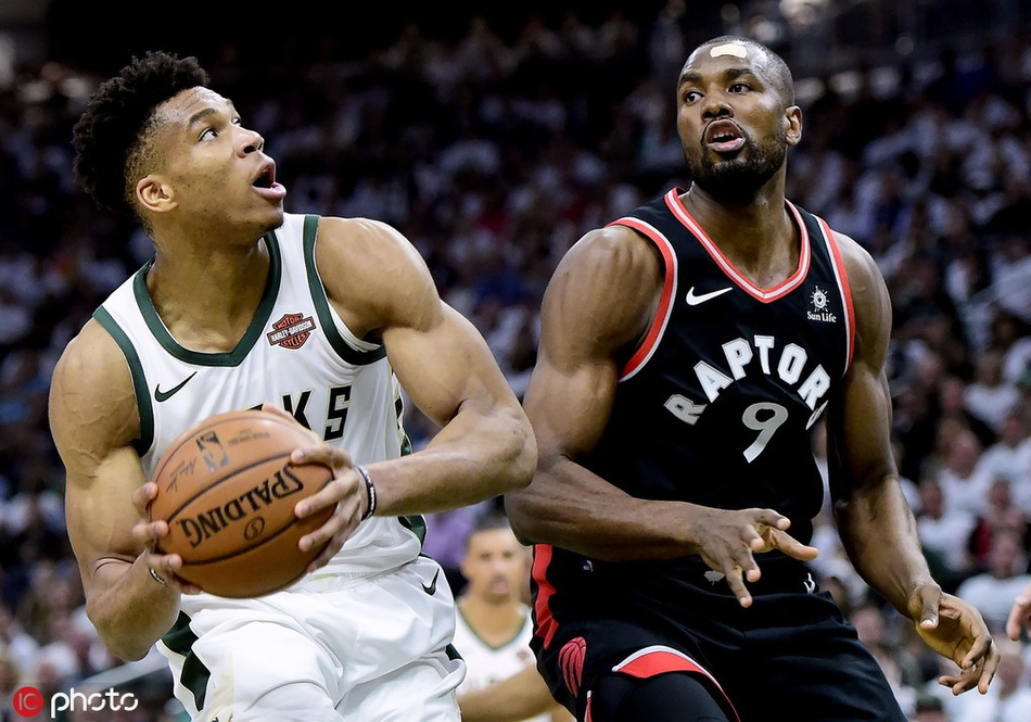 关于雄鹿爆冷猛龙，戈贝尔打破历史纪录的信息