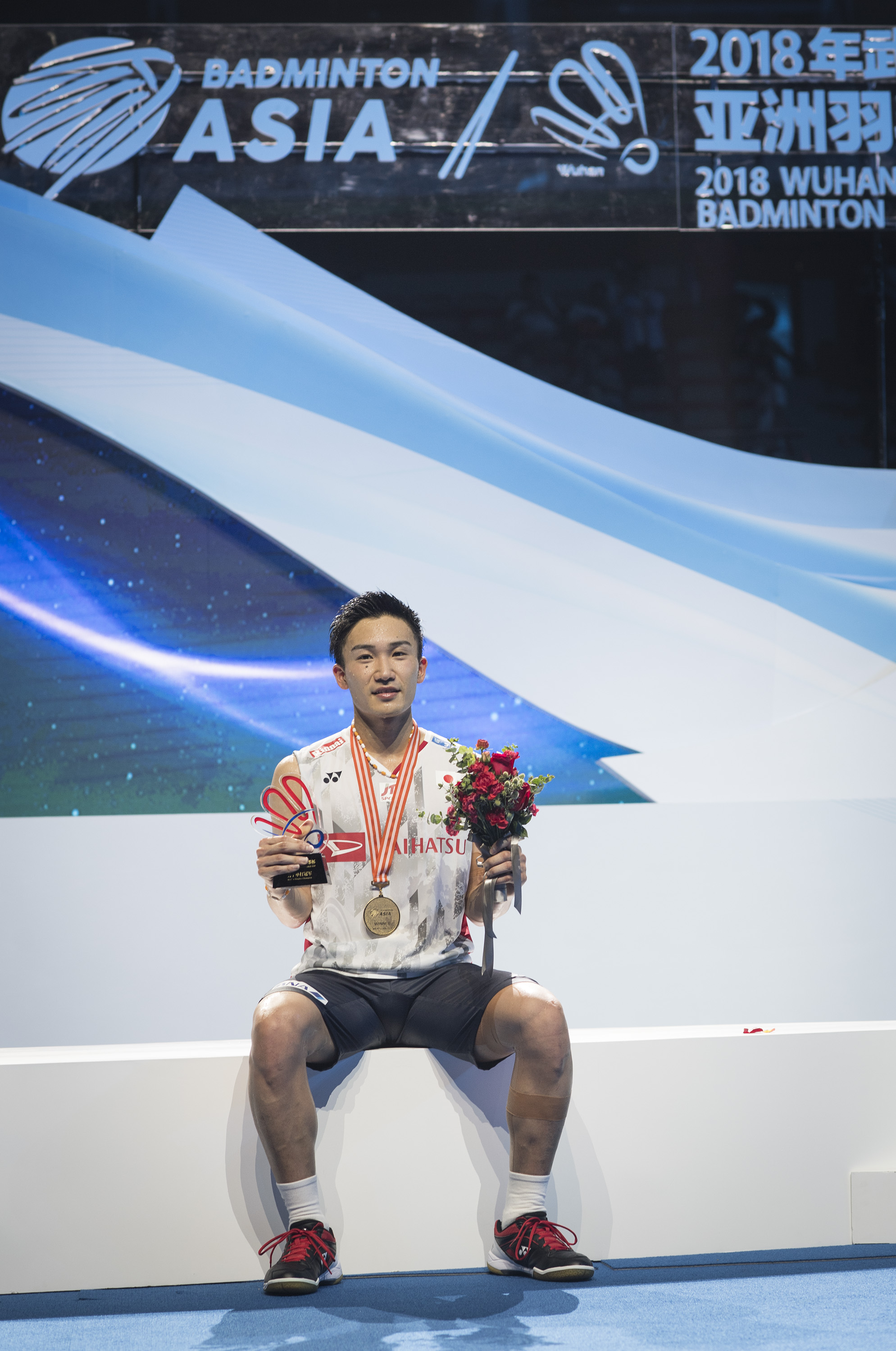 英格兰羽毛球队轻取丹麦羽毛球队，桃田贤斗统治全场的简单介绍