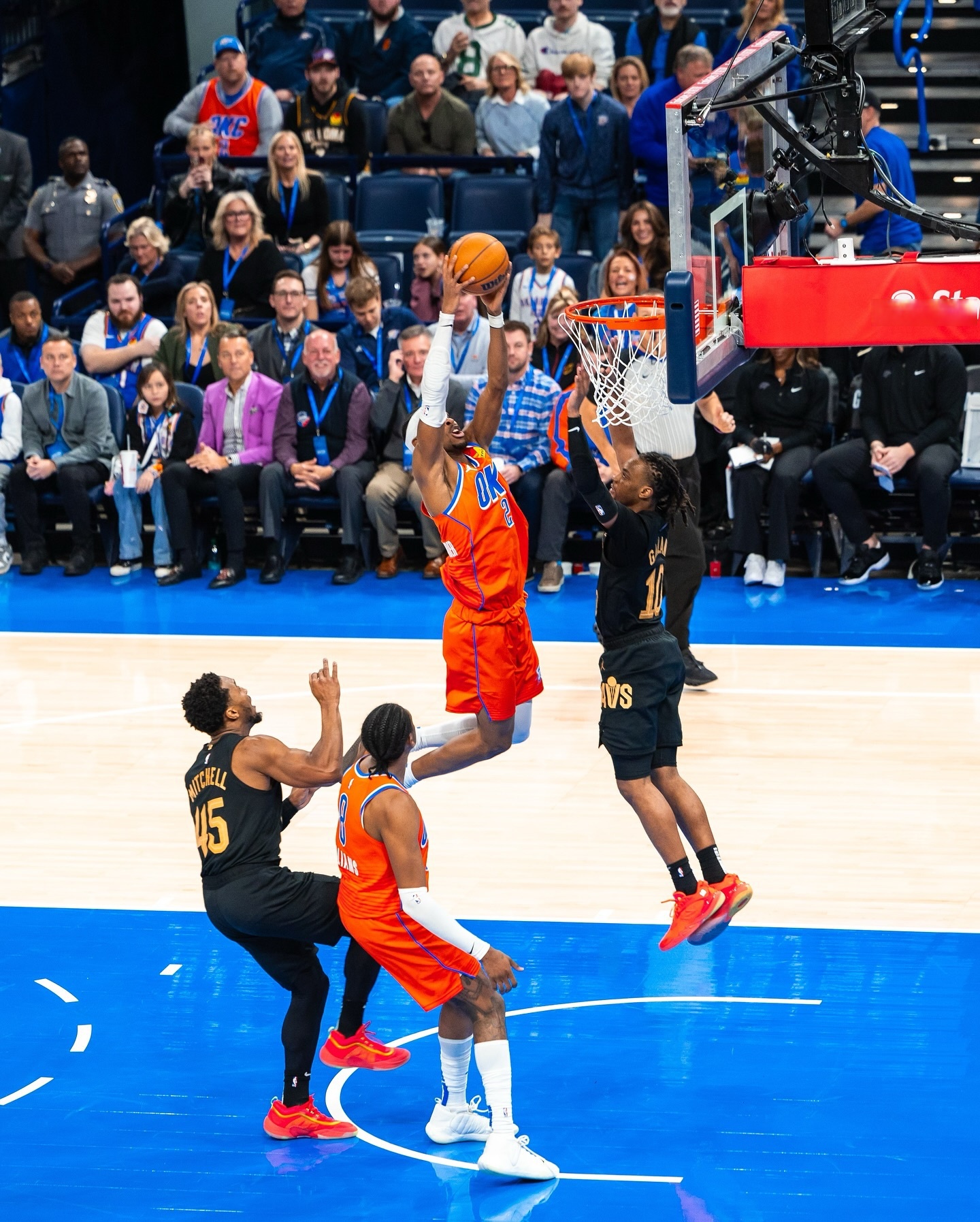 掘金鏖战马刺,布伦森状态火热的简单介绍 掘金鏖战马刺,布伦森状态火热的简单介绍