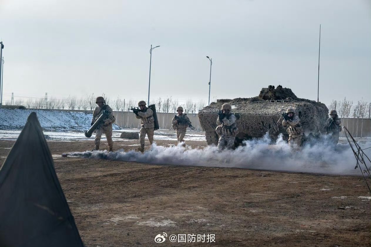 法国队备战期间强化整体作战意识