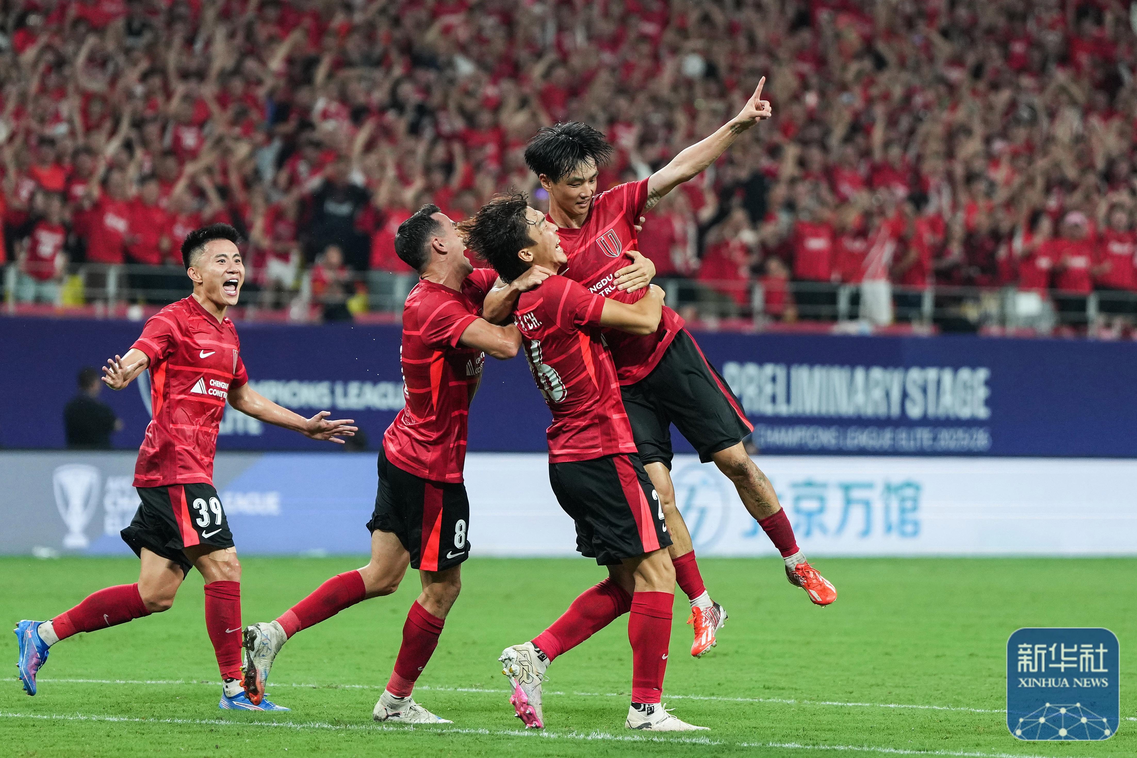 曼联大胜晋级，轻松晋级下一轮