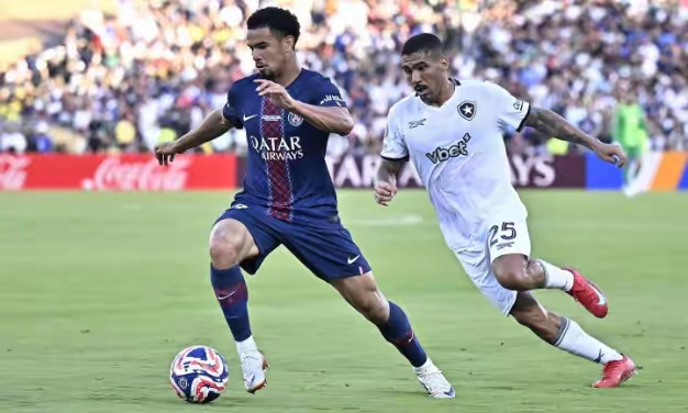 门兴格拉德巴赫在法甲赛场上夺冠