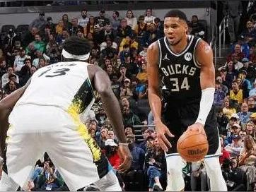 雄鹿力克步行者，米切尔惊艳世界