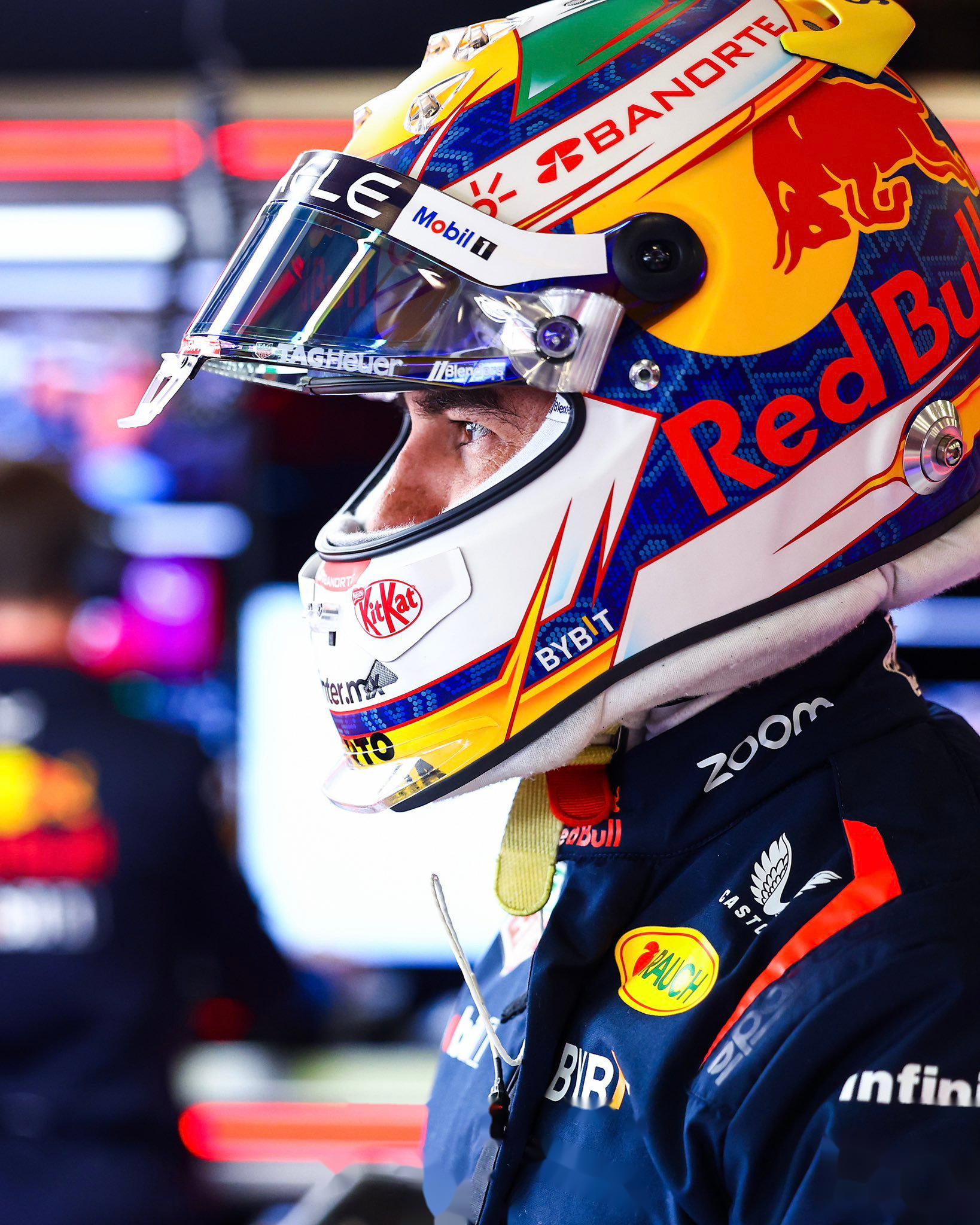 梅赛德斯力克哈斯车队，佩雷兹高光表现的简单介绍