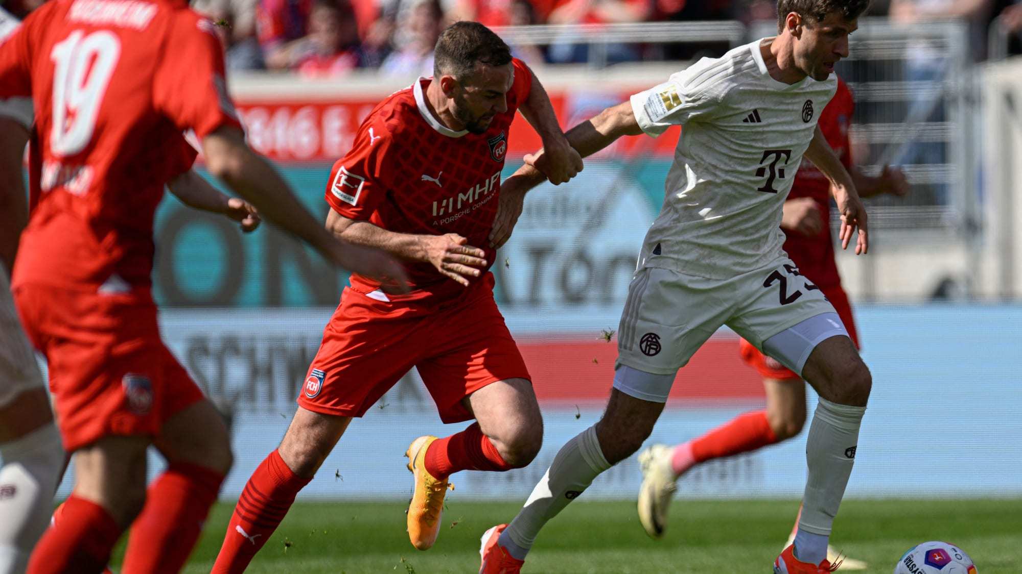 曼联逆转勒沃库森，科瓦契奇高光表现