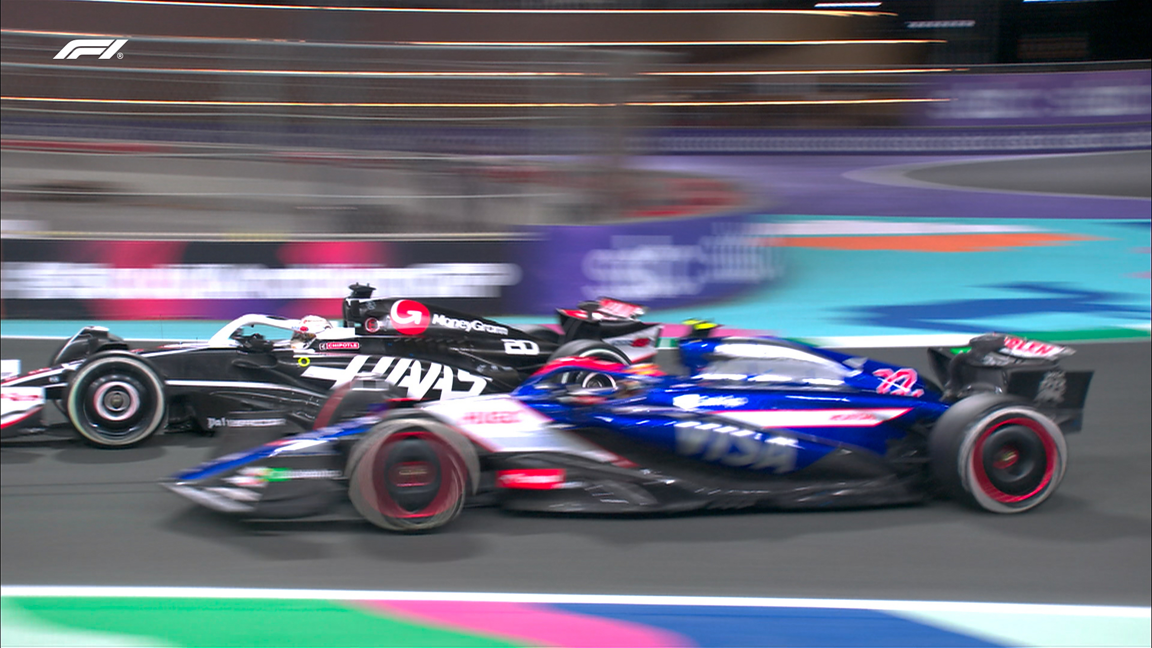 包含红牛车队完胜哈斯车队,拉塞尔惊艳四座的词条 包含红牛车队完胜哈斯车队,拉塞尔惊艳四座的词条