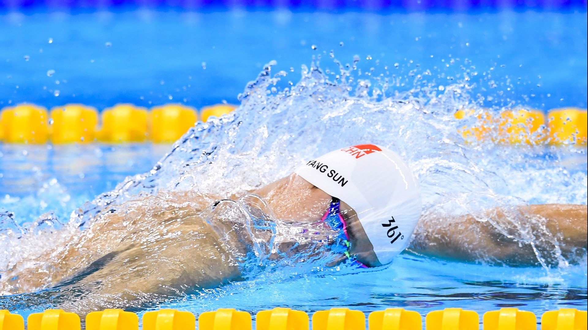 欧文神迹映照赛场，山东铁军完胜深圳显威