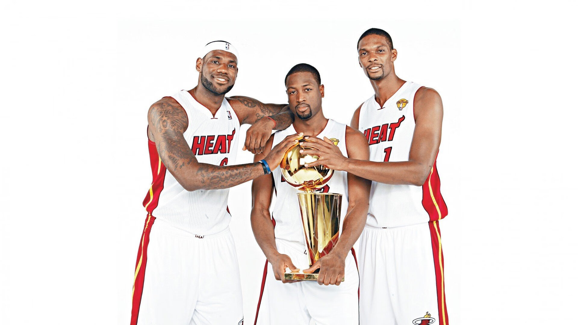 森林狼生死战取胜独行侠，布克在欧冠决赛接管比赛，跨越体育的决胜者之夜