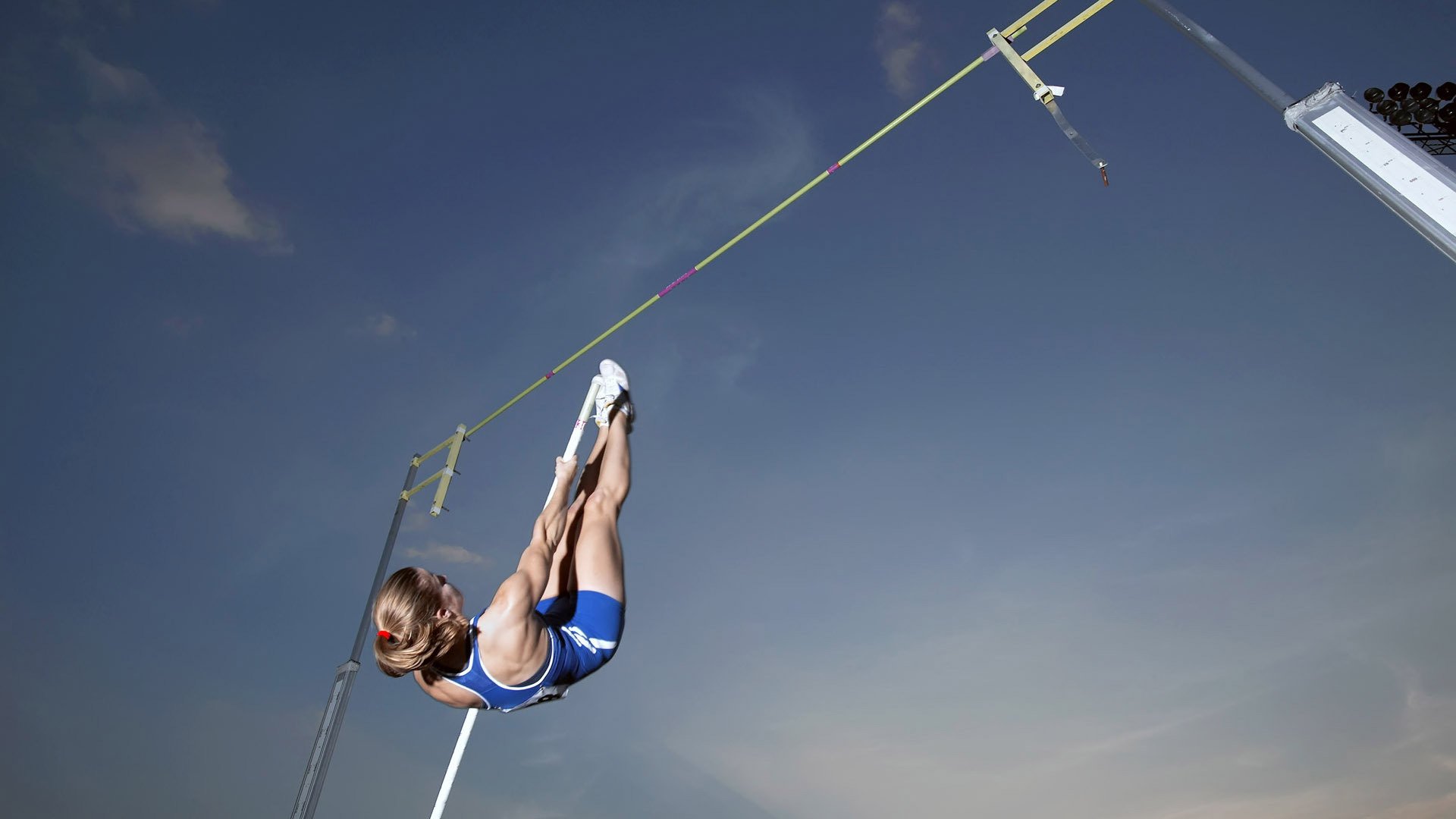 孤岛之翼，当鹈鹕吞下灰熊，霍勒迪用沉默书写唯一